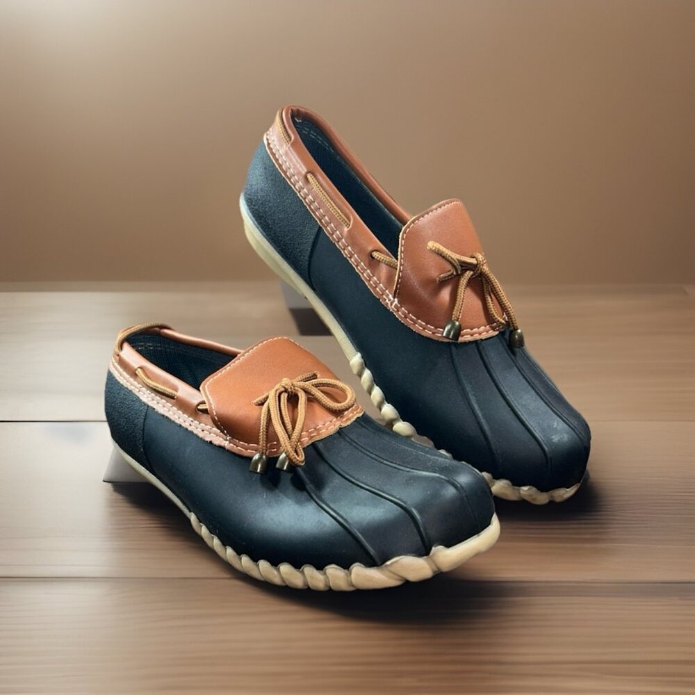 DKSUKO Women's Size 9 Waterproof Loafer Shoes Slip On Flat Duck Ankle Boot *Flaw